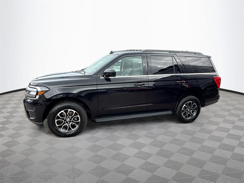 used 2024 Ford Expedition car, priced at $39,789