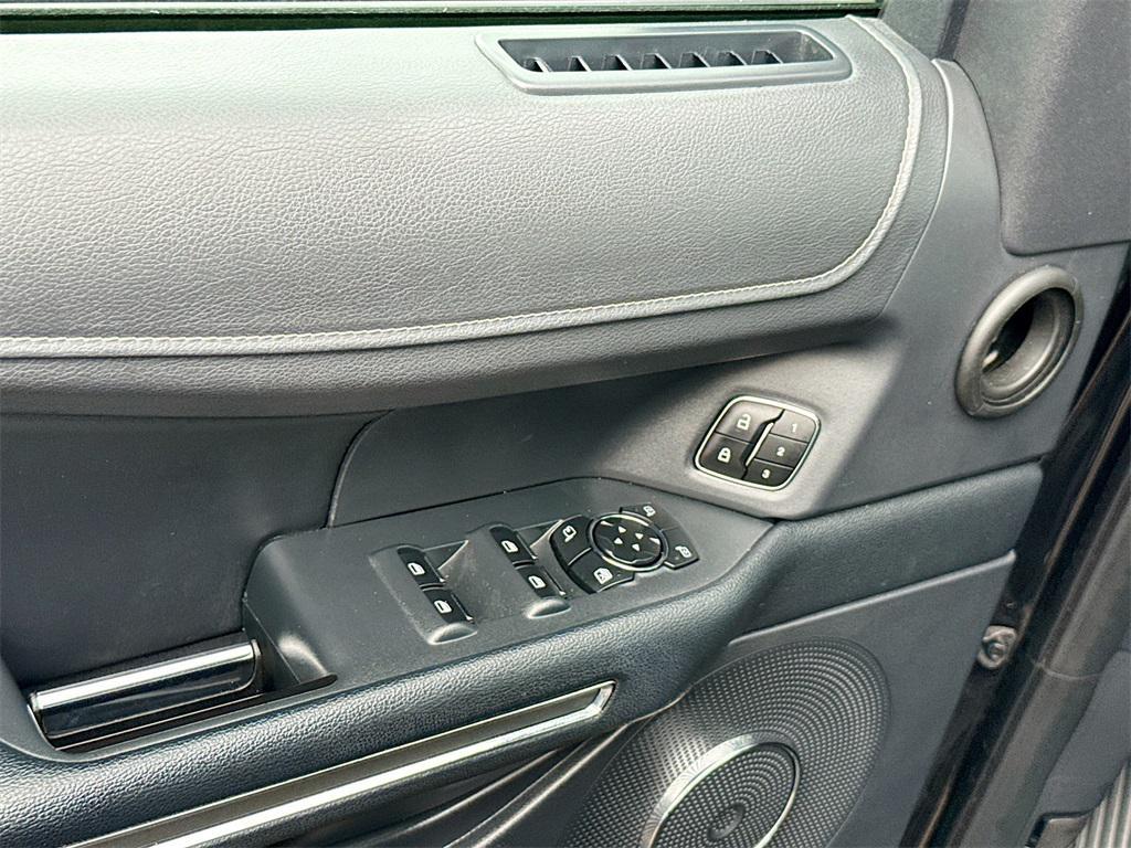 used 2024 Ford Expedition car, priced at $39,789