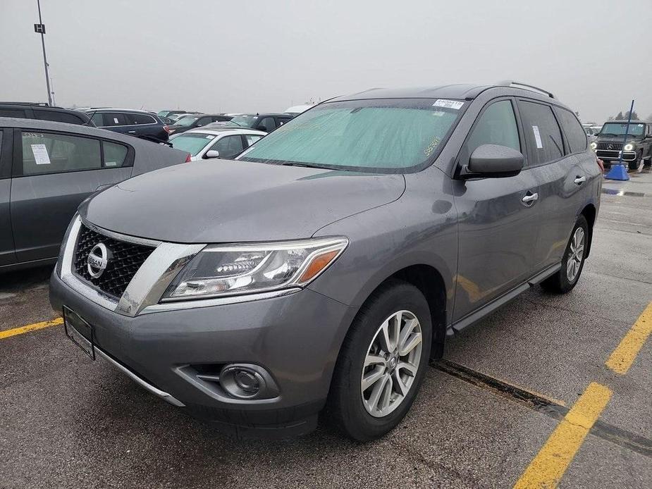 used 2016 Nissan Pathfinder car, priced at $10,749