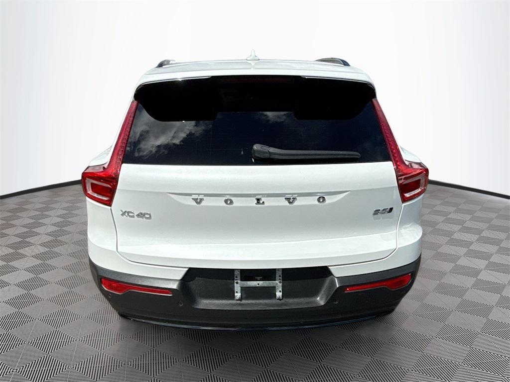 used 2023 Volvo XC40 car, priced at $21,530