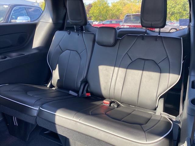 new 2026 Chrysler Pacifica car, priced at $54,285