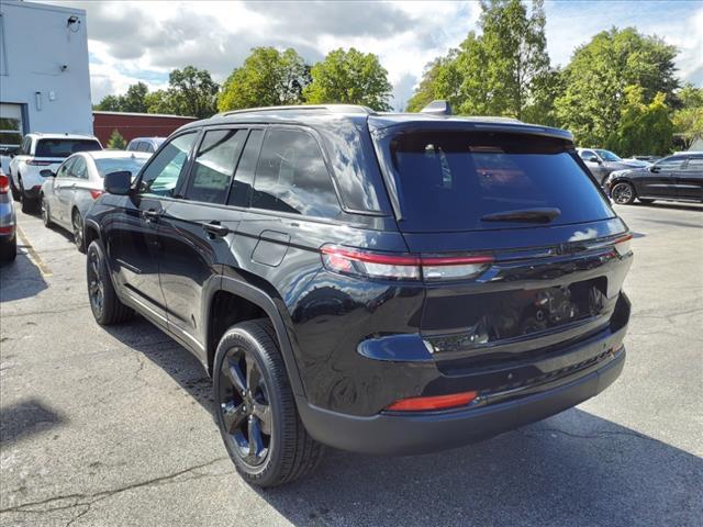 new 2024 Jeep Grand Cherokee car, priced at $46,675