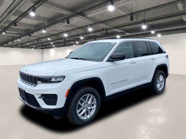 new 2025 Jeep Grand Cherokee car, priced at $39,825