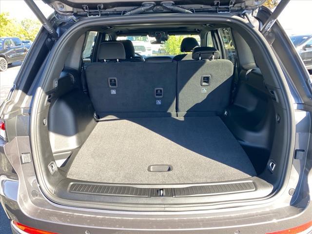 new 2025 Jeep Grand Cherokee car, priced at $41,920