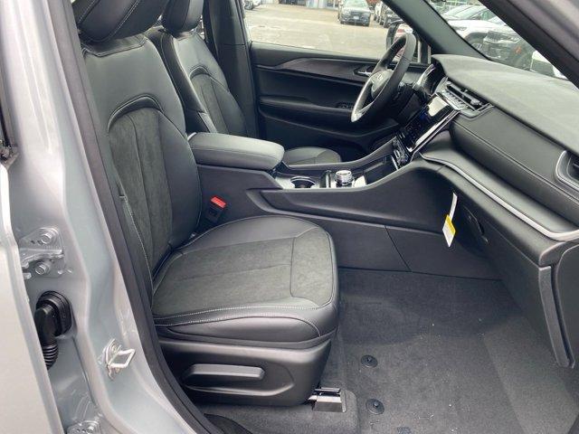 new 2025 Jeep Grand Cherokee car, priced at $43,710