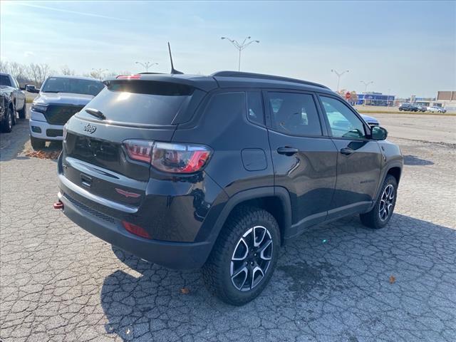 new 2024 Jeep Compass car, priced at $35,160