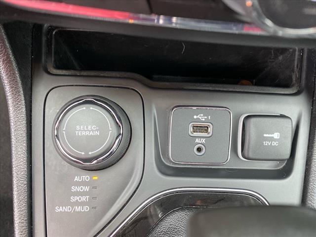 used 2020 Jeep Cherokee car, priced at $24,981