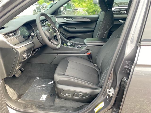 new 2025 Jeep Grand Cherokee L car, priced at $43,429