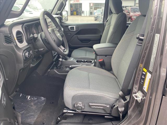 new 2025 Jeep Wrangler car, priced at $53,025