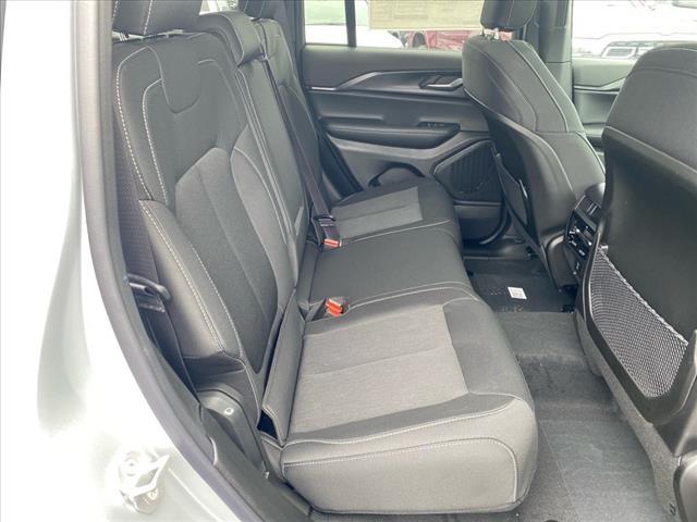 new 2025 Jeep Grand Cherokee car, priced at $41,772
