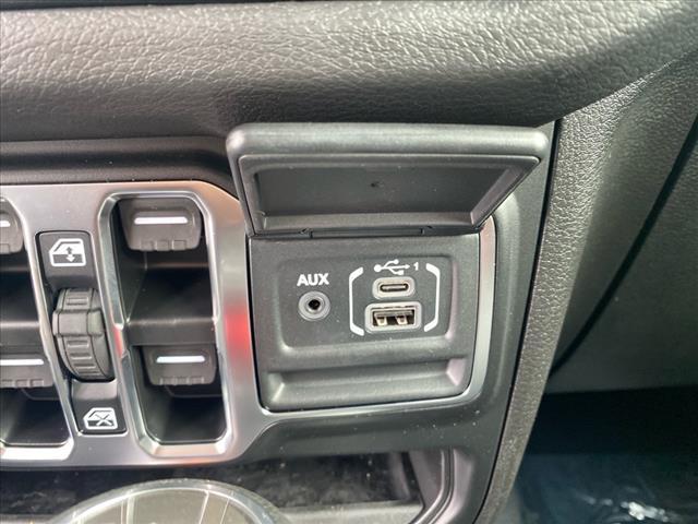 new 2025 Jeep Wrangler car, priced at $55,525