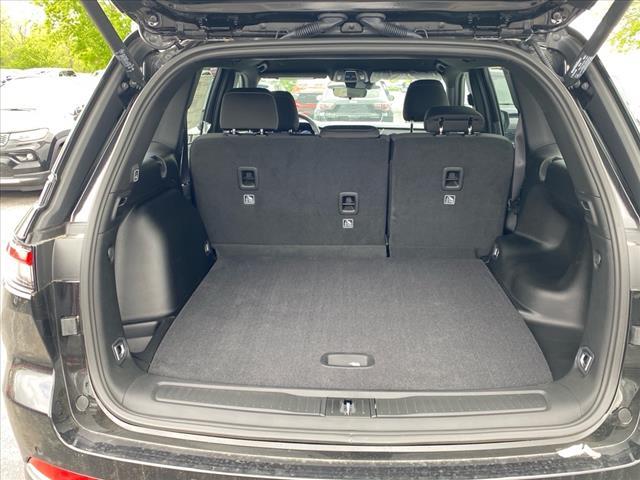 new 2025 Jeep Grand Cherokee car, priced at $41,238