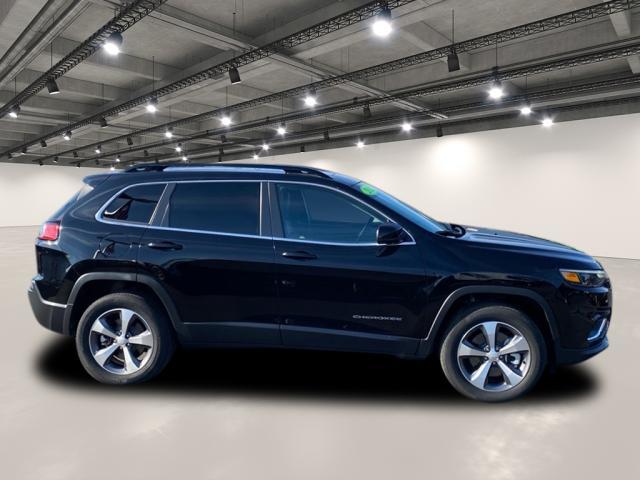 used 2022 Jeep Cherokee car