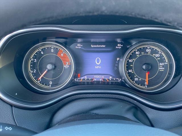 used 2022 Jeep Cherokee car