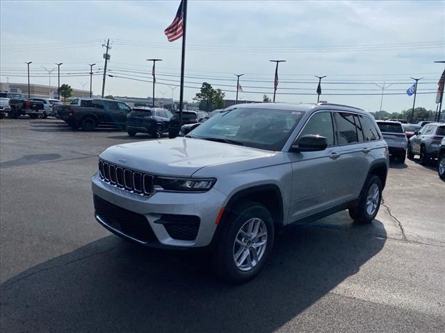 new 2025 Jeep Grand Cherokee car, priced at $44,170