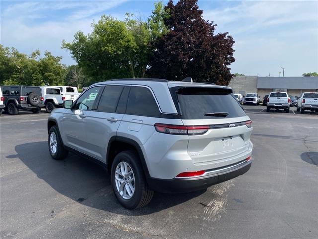 new 2025 Jeep Grand Cherokee car, priced at $44,170