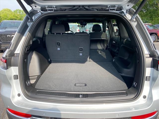 new 2025 Jeep Grand Cherokee car, priced at $44,170