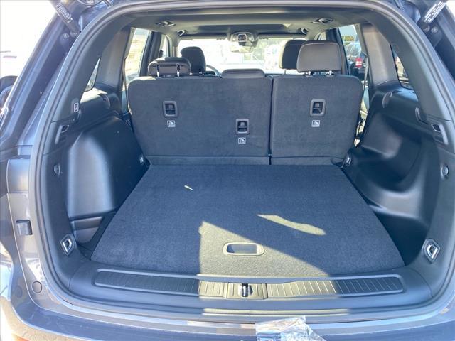 new 2025 Jeep Grand Cherokee car, priced at $41,920