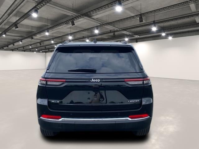 used 2022 Jeep Grand Cherokee car, priced at $34,991