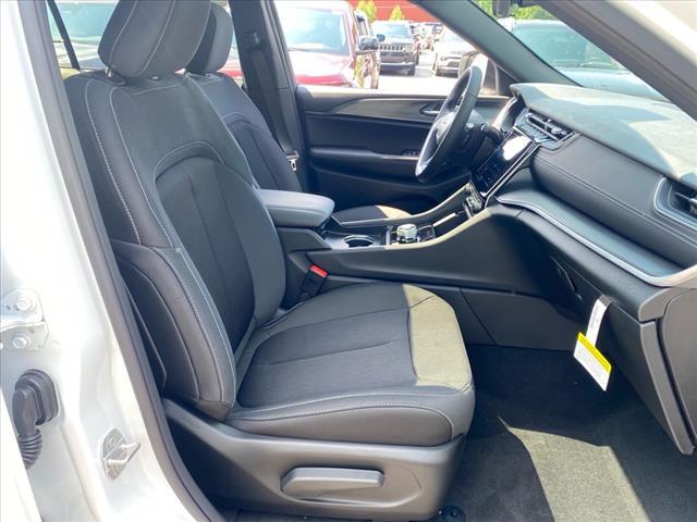 new 2025 Jeep Grand Cherokee L car, priced at $45,325