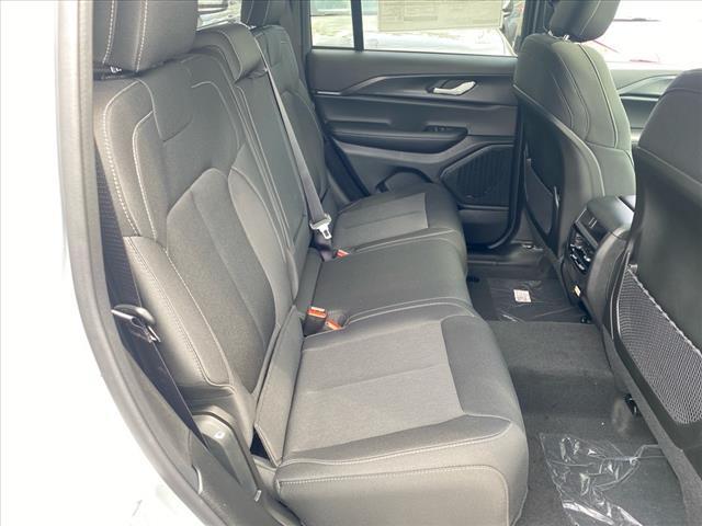 new 2025 Jeep Grand Cherokee car, priced at $41,772