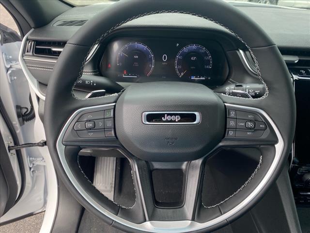 new 2025 Jeep Grand Cherokee car, priced at $41,177
