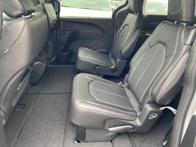 new 2026 Chrysler Pacifica car, priced at $48,785