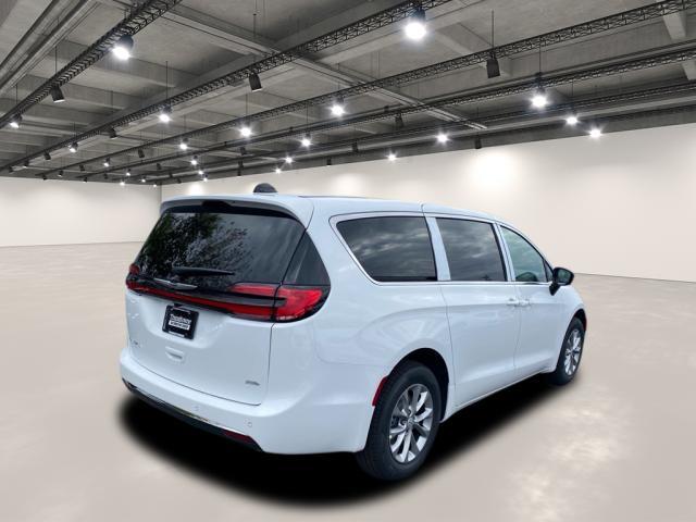 new 2026 Chrysler Pacifica car, priced at $48,785