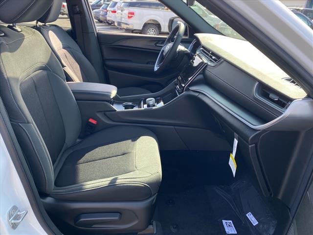 new 2025 Jeep Grand Cherokee L car, priced at $42,825