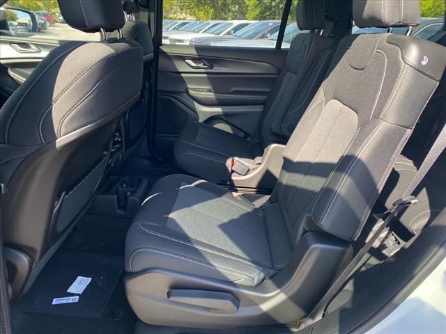 new 2025 Jeep Grand Cherokee L car, priced at $42,825