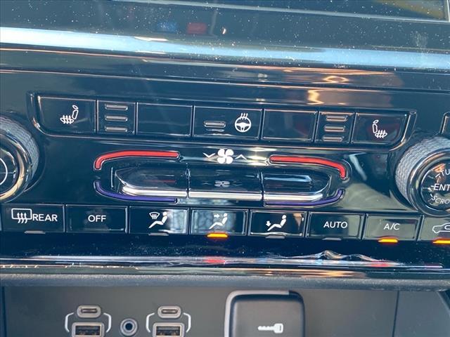 new 2025 Jeep Grand Cherokee L car, priced at $42,825