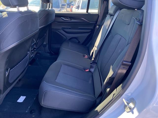 new 2025 Jeep Grand Cherokee car, priced at $41,325