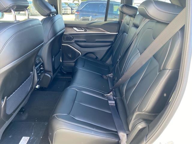 new 2025 Jeep Grand Cherokee car, priced at $51,565