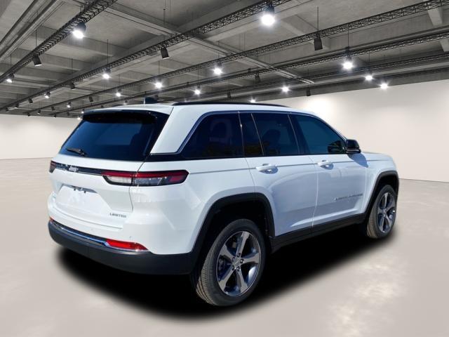 new 2025 Jeep Grand Cherokee car, priced at $51,565