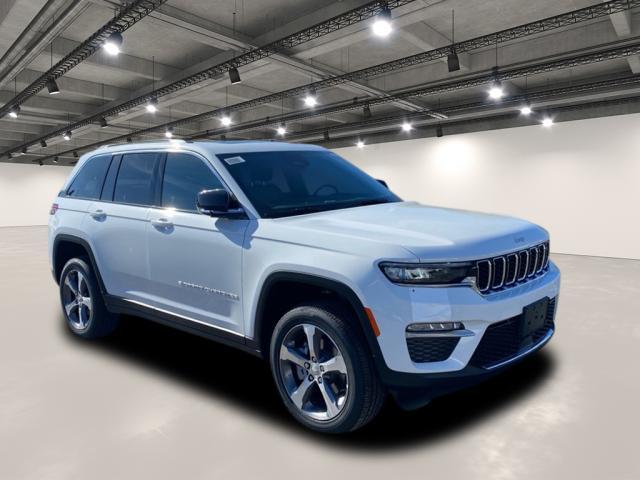 new 2025 Jeep Grand Cherokee car, priced at $51,565