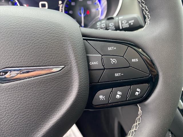 used 2024 Chrysler Pacifica car, priced at $41,981
