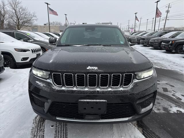 used 2024 Jeep Grand Cherokee car, priced at $34,280