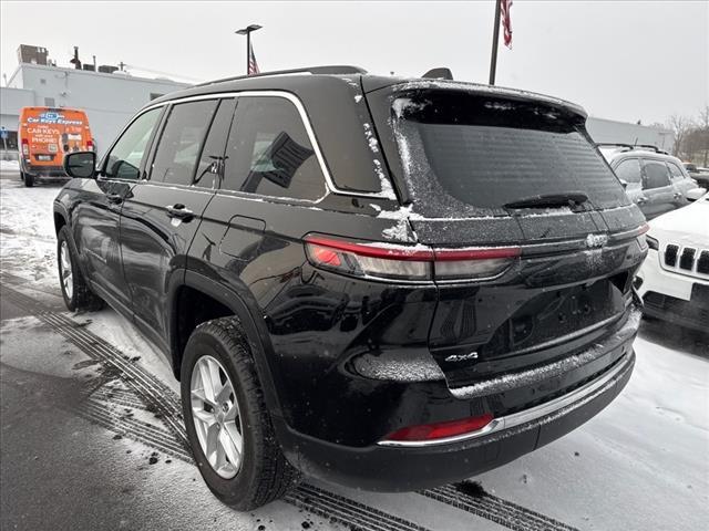 used 2024 Jeep Grand Cherokee car, priced at $34,280