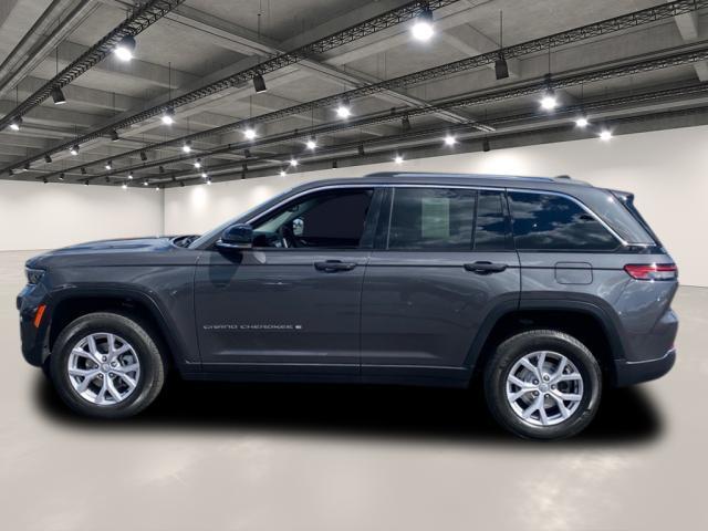 used 2022 Jeep Grand Cherokee car, priced at $33,991
