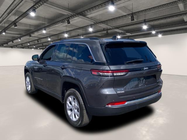 used 2022 Jeep Grand Cherokee car, priced at $33,991