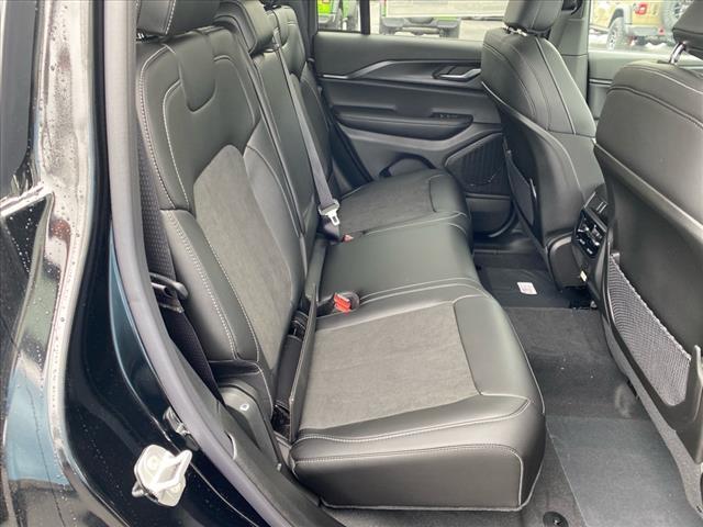 new 2025 Jeep Grand Cherokee car, priced at $44,355