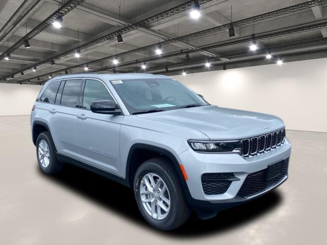 new 2025 Jeep Grand Cherokee car, priced at $41,772
