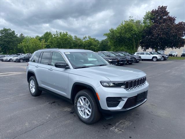 new 2025 Jeep Grand Cherokee car, priced at $41,772