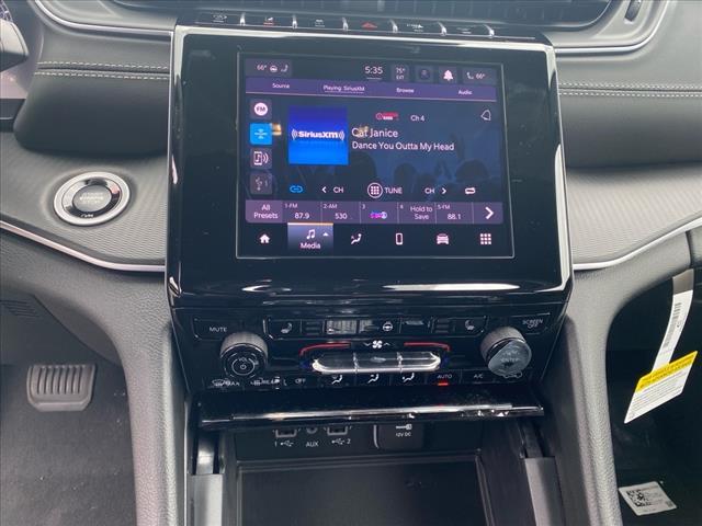 new 2025 Jeep Grand Cherokee car, priced at $41,772