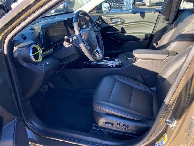 used 2024 Chevrolet Trax car, priced at $20,262