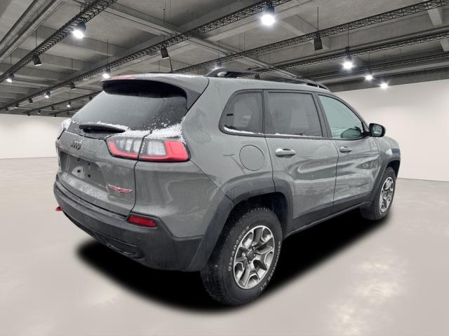 used 2022 Jeep Cherokee car, priced at $25,981