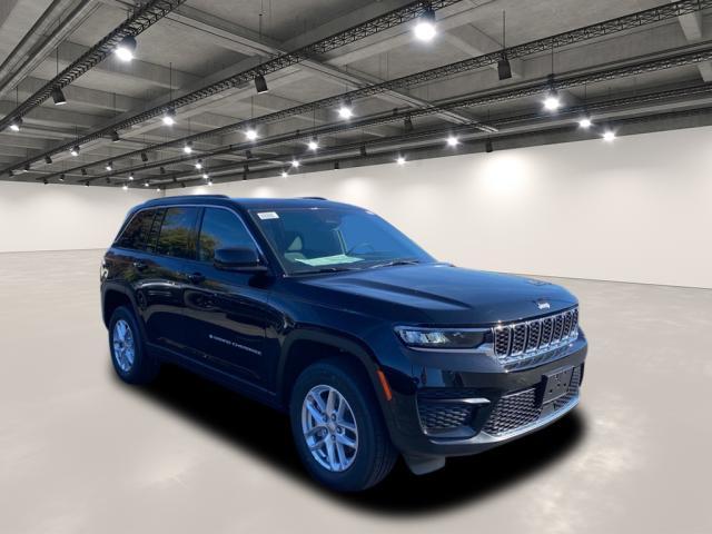 new 2025 Jeep Grand Cherokee car, priced at $41,920