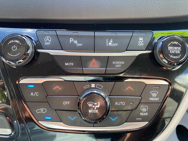 used 2023 Chrysler Pacifica car, priced at $28,711