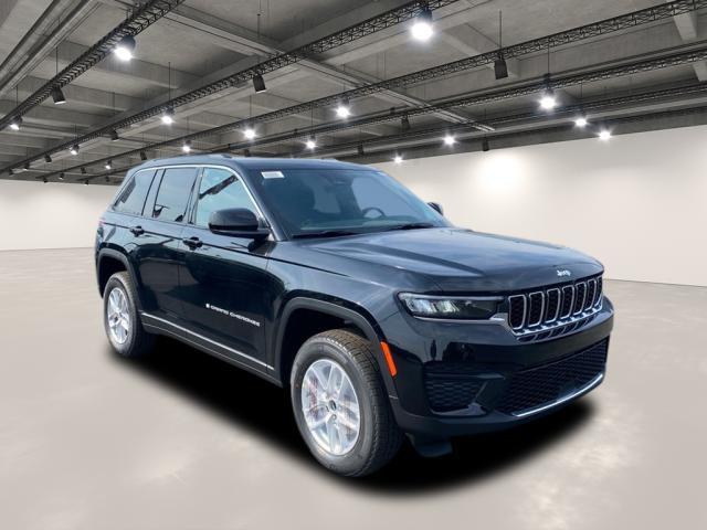 new 2025 Jeep Grand Cherokee car, priced at $44,170