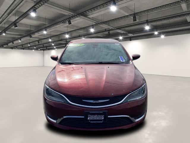 used 2016 Chrysler 200 car